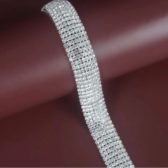 🎄CHRISTMAS GIFTS🎄 BRAND NEW-STUNNING SILVER COLOR SIMULATED DIAMOND BRACELET - Picture 3 of 6